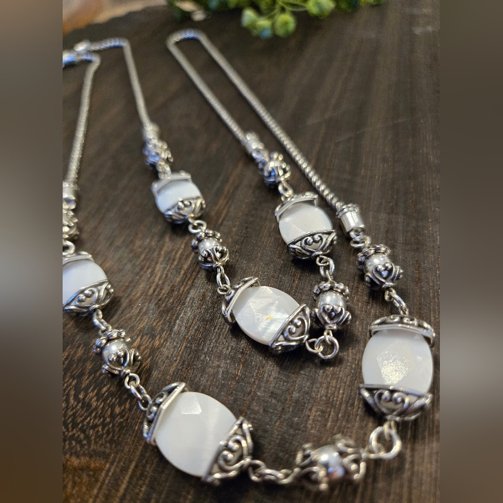 Elegant Silver and White Women's Necklace